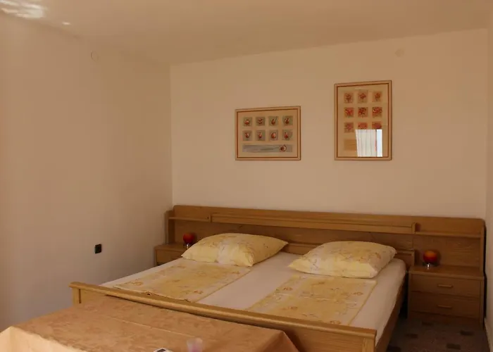 Apartment Aura *